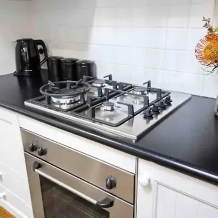 Green View Retreat Only 7 Minutes To Terrigal Beach Kincumber Exterior photo